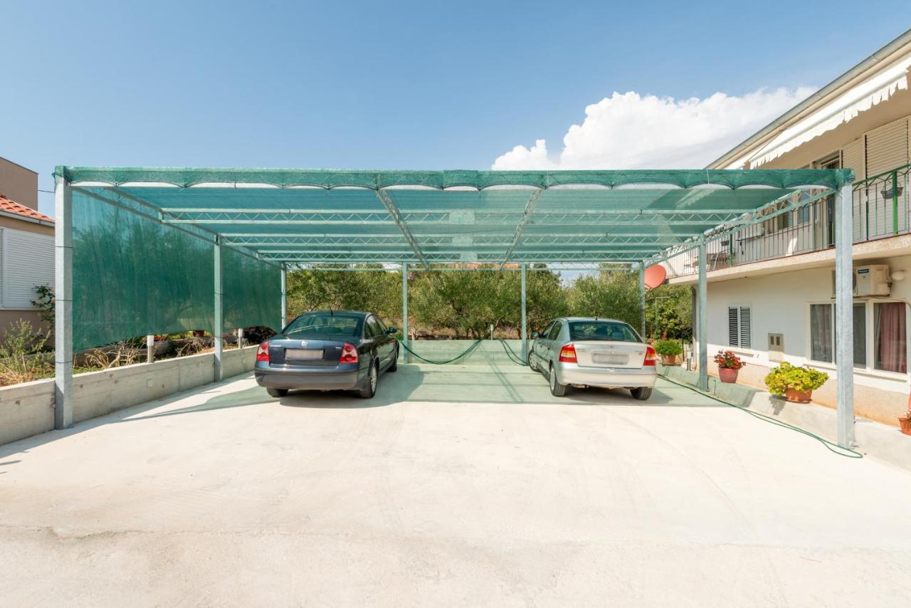 Apartments By The Sea Slatine, Ciovo - 11047 Exterior foto