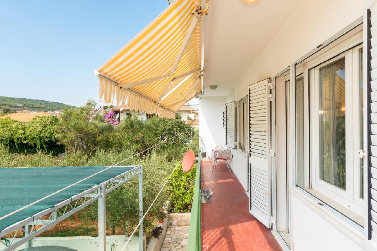 Apartments By The Sea Slatine, Ciovo - 11047 Exterior foto