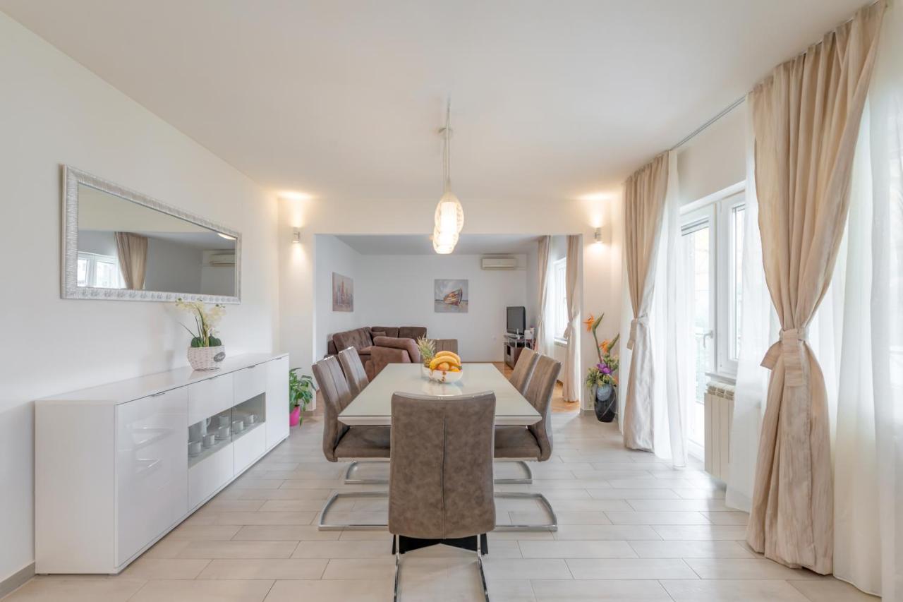 Apartments By The Sea Slatine, Ciovo - 11047 Exterior foto