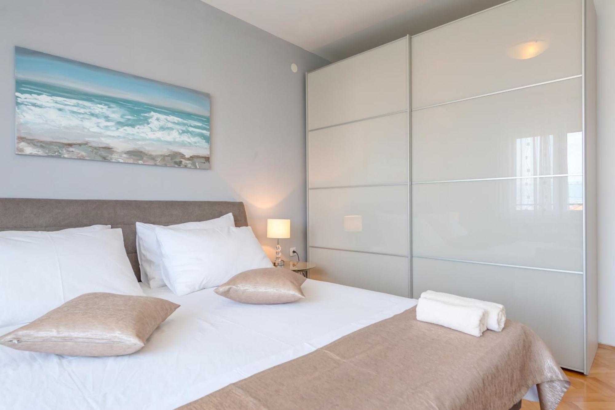 Apartments By The Sea Slatine, Ciovo - 11047 Habitación foto