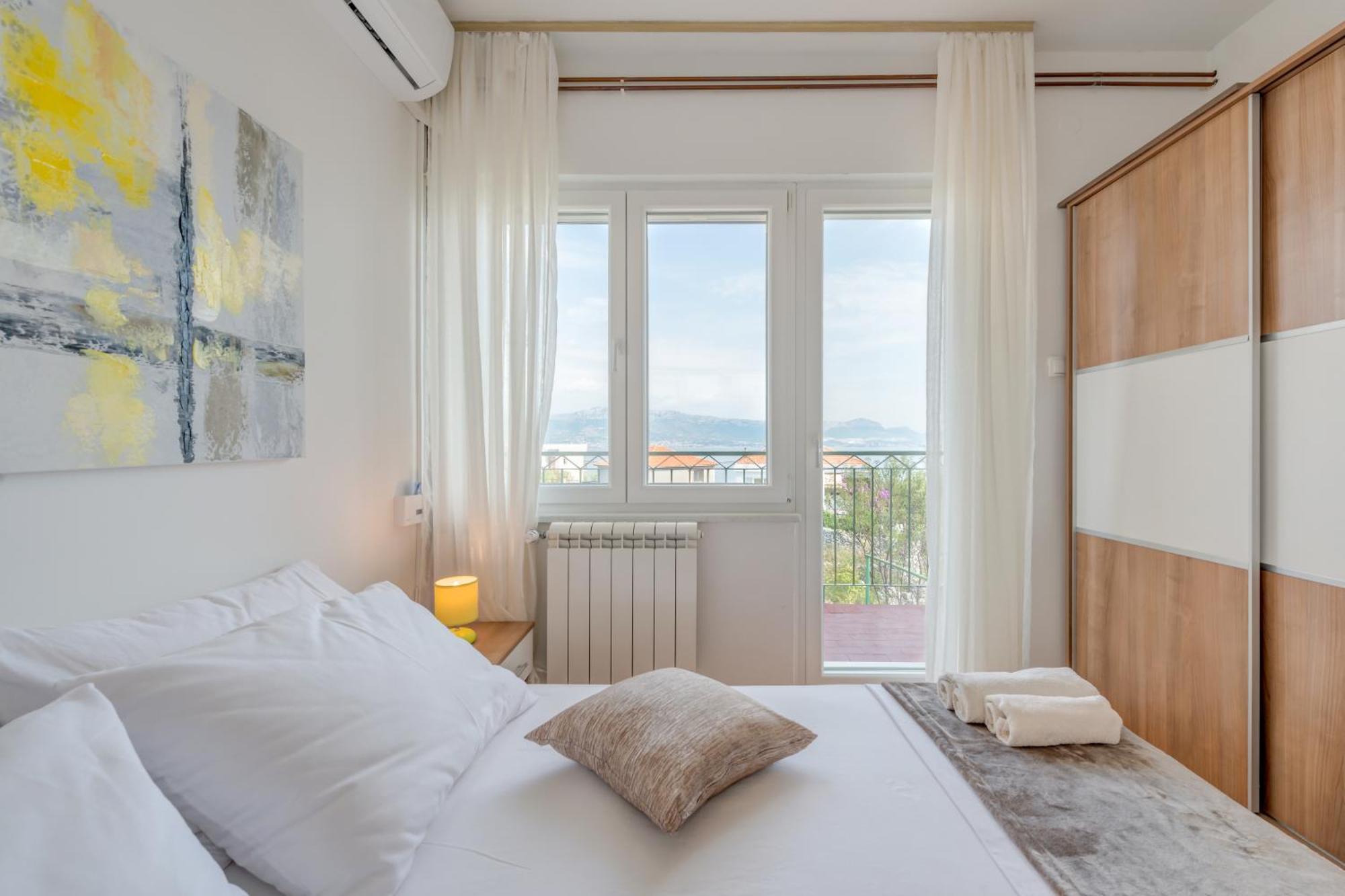 Apartments By The Sea Slatine, Ciovo - 11047 Habitación foto