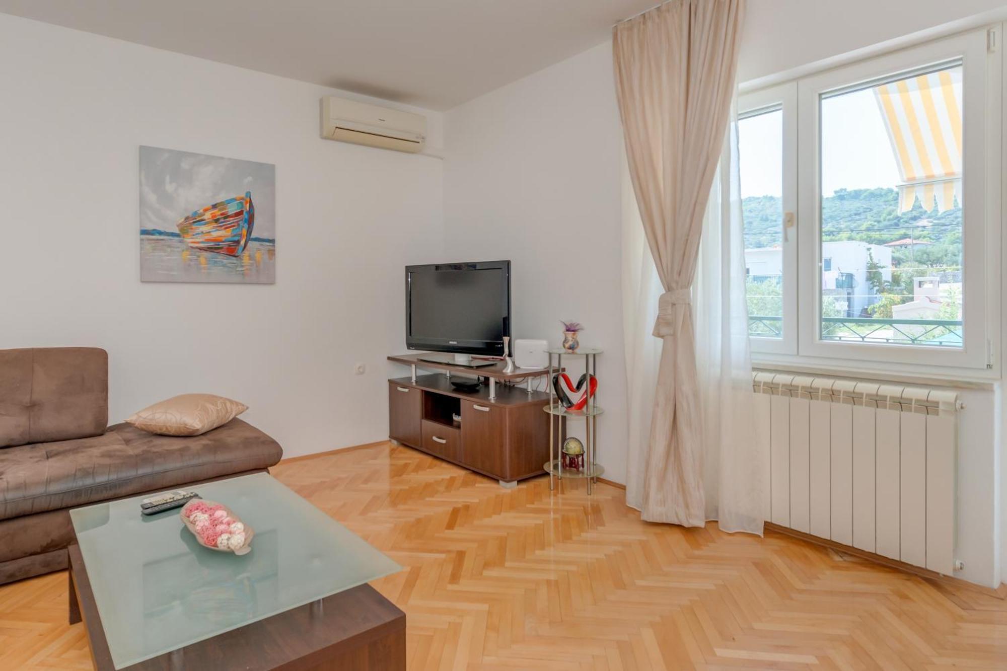 Apartments By The Sea Slatine, Ciovo - 11047 Habitación foto